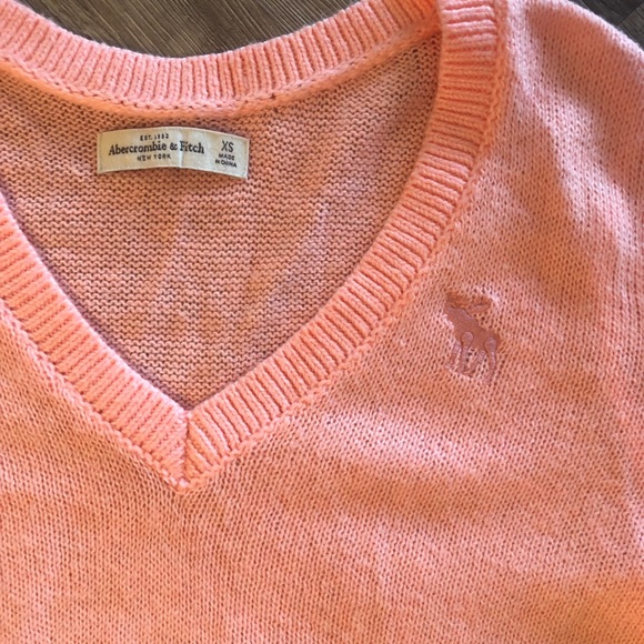 A&F Sweater - Picture 2 of 2